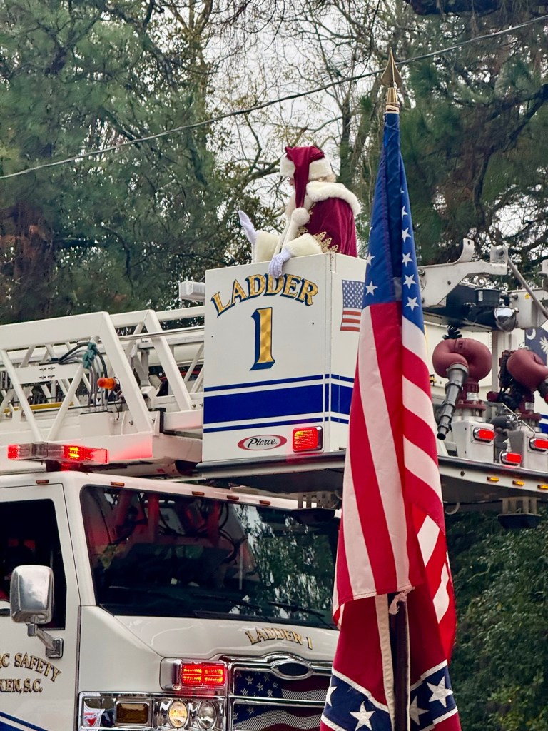 Ga Santa Phillip arriving in Style 